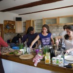 Fokus beim gemeinsamen Kochen